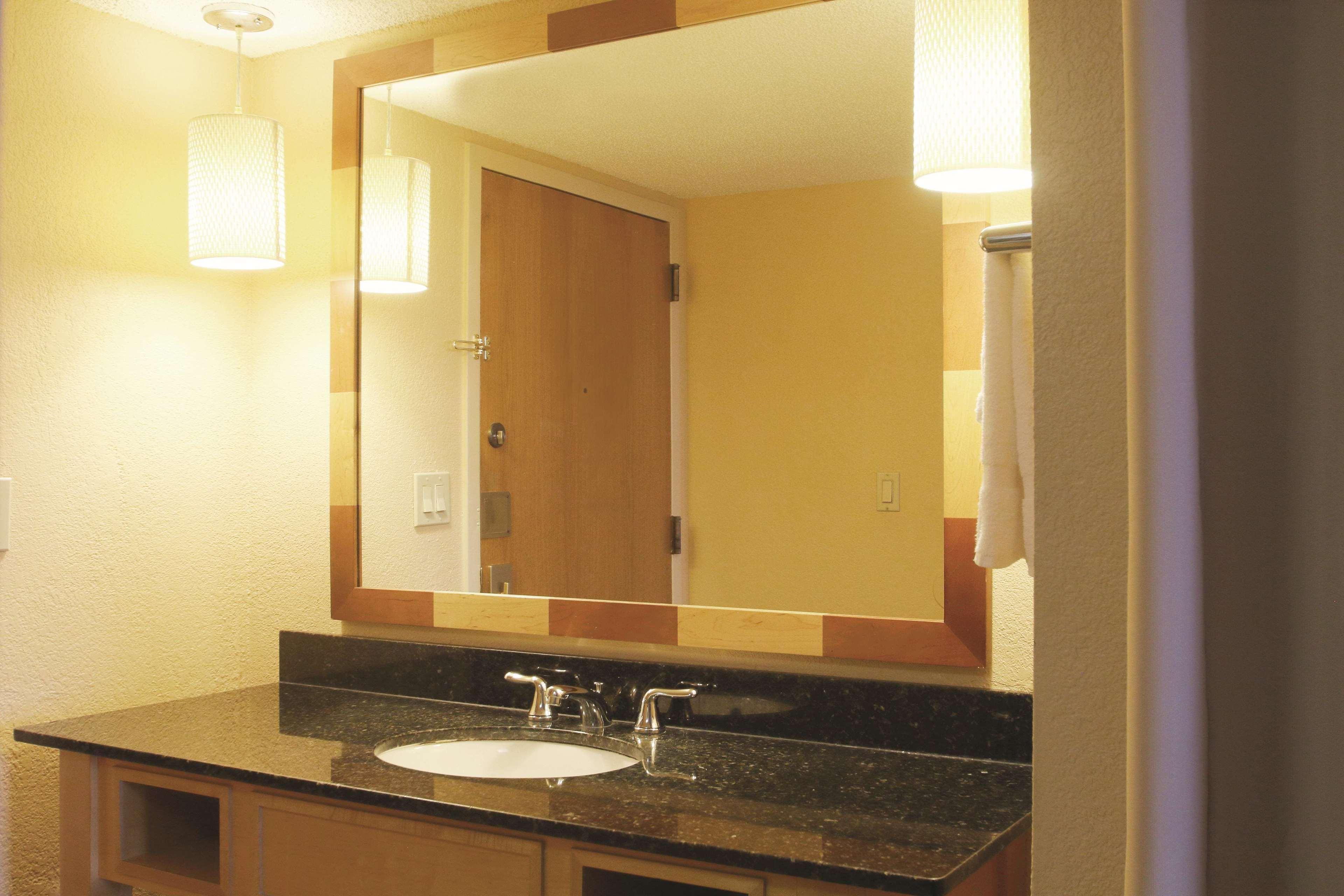 La Quinta By Wyndham Coral Springs South Hotel Exterior photo