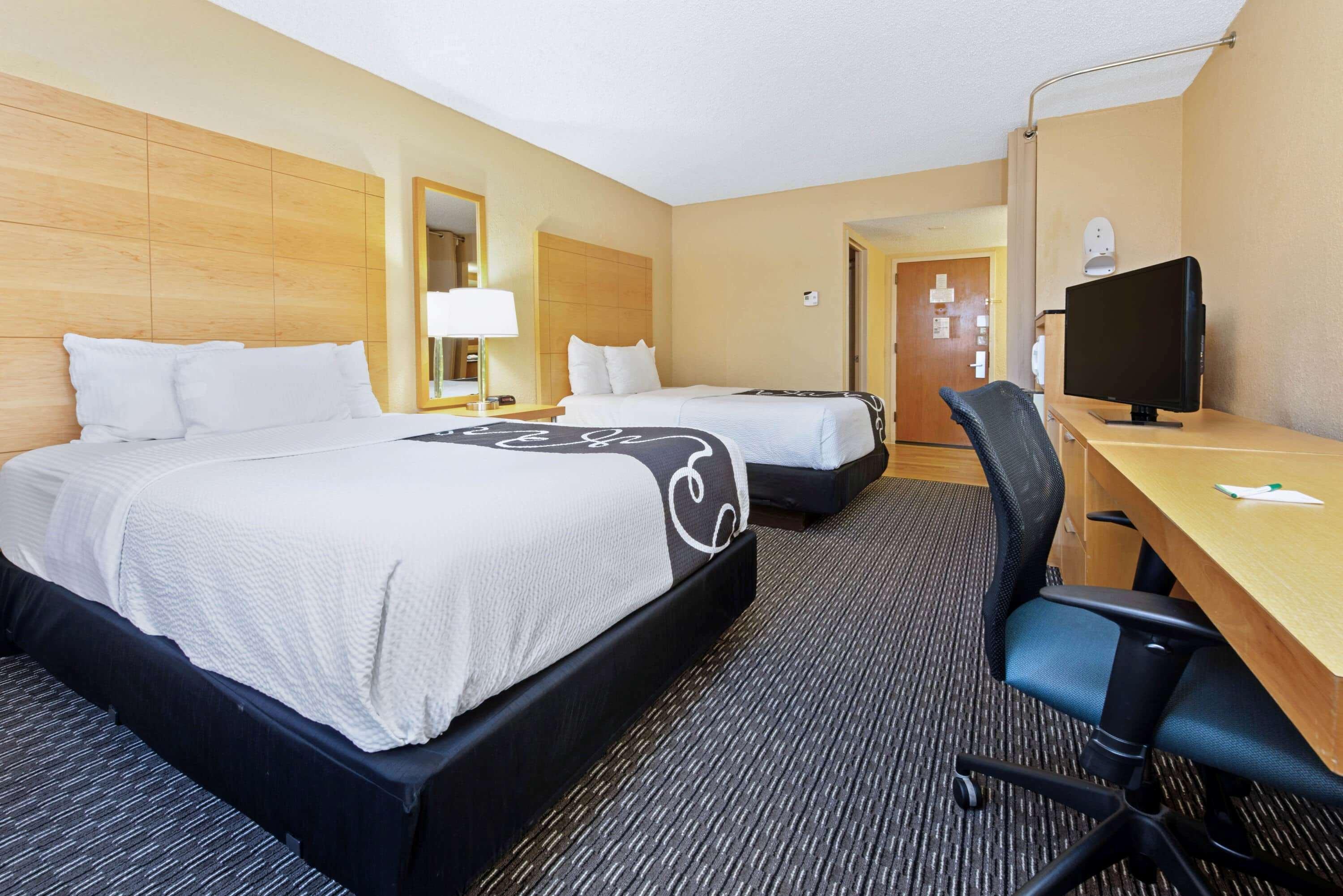 La Quinta By Wyndham Coral Springs South Hotel Exterior photo